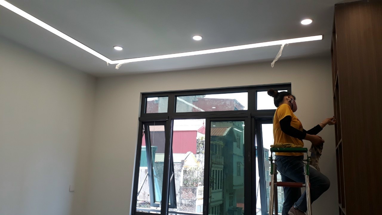 đèn led hắt chiếu sáng trần nhà